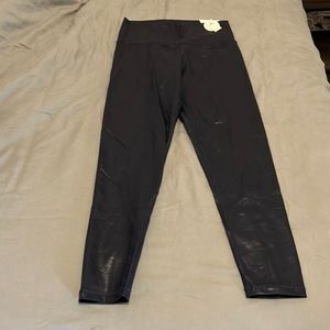 Aerie full length high rise shine leggings in dark navy blue.